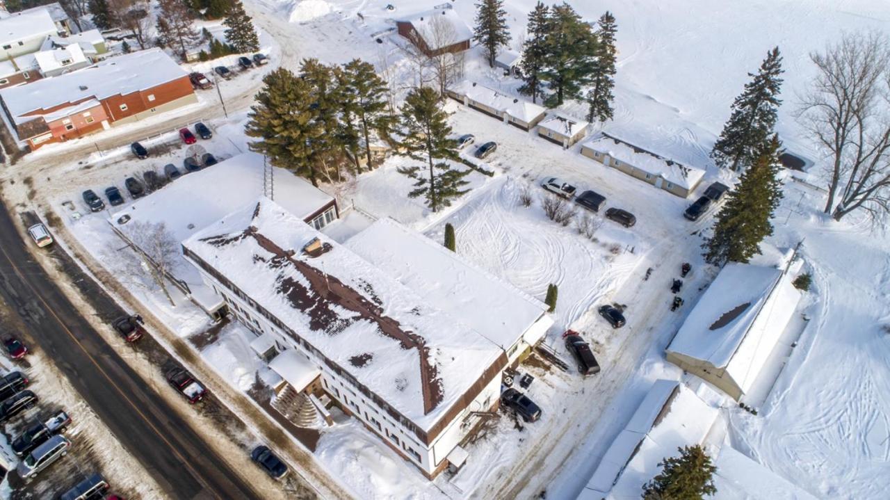 Caswell Resort Sundridge Exterior photo